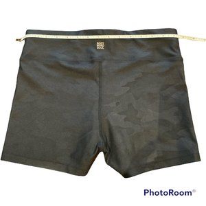 NEW (M) AQUA LA VIE EN ROSE 🇨🇦 NEW Workout Shorts Black Sz M Moisture Wicking